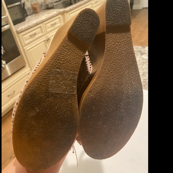 Steve Madden Syrrus Beige Wedge - Picture 10 of 12